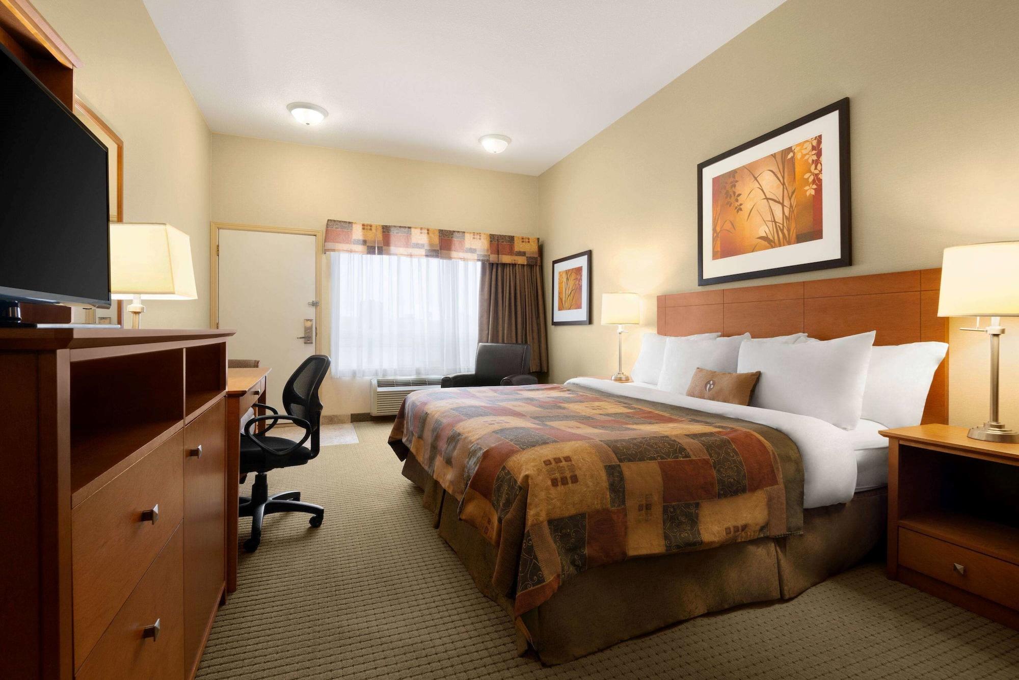 Ramada By Wyndham Drayton Valley Exteriör bild